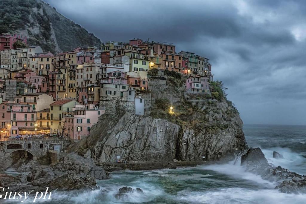 La Casa Del Forziere Verde La Spezia Exteriör bild