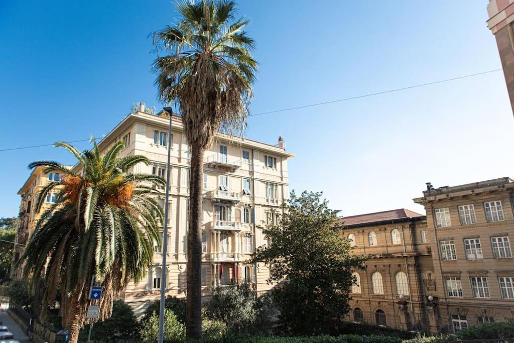 La Casa Del Forziere Verde La Spezia Exteriör bild